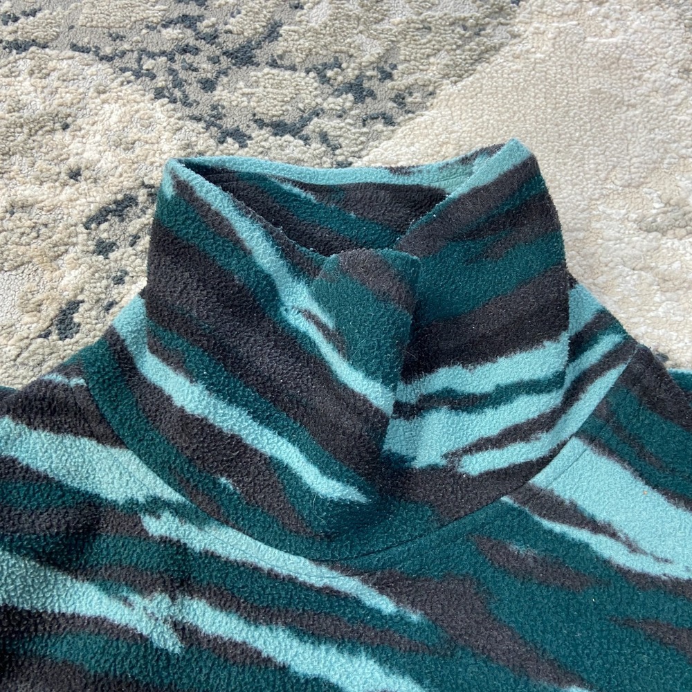 The North Face TKA Glacier Sweatshirt Womens Small Green Camo Fleece Funnel Neck - Picture 6 of 7